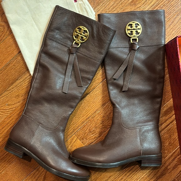 Tory Burch Chelsea Tassel Riding Boots 6 Brown Benton - Picture 1 of 6